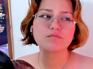 Isa_Grey_ November 02, 2025 Chaturbate stream image