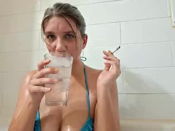 Valerierayne13 November 02, 2025 Chaturbate stream image