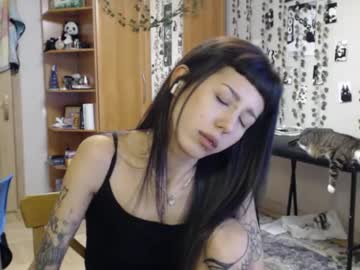 Wavy_Nights November 02, 2025 Chaturbate stream image