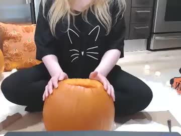 Kymchi November 03, 2025 Chaturbate stream image