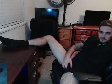 Hungmtnman2256 November 03, 2025 Chaturbate stream image