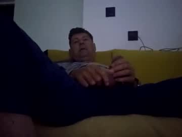 Medeni62 November 03, 2025 Chaturbate stream image