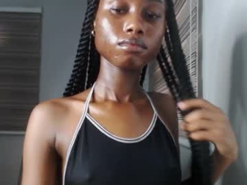 Choco_Petitqueen November 03, 2025 Chaturbate stream image