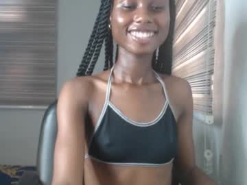 Coco_Petitqueen November 03, 2025 Chaturbate stream image