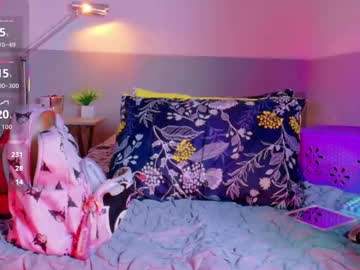 Naturaltitss_ stream photo from November 03, 2025