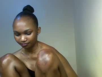Prettie_Candy9 November 03, 2025 Chaturbate stream image