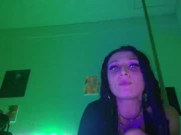Seasonedseduction November 04, 2025 Chaturbate stream image