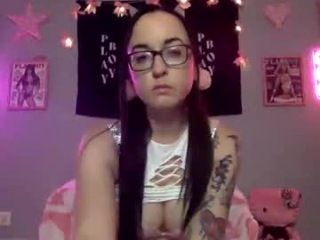 Nikkixdiamonds27 November 04, 2025 Chaturbate stream image