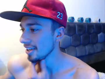 Theo_Stone04 November 04, 2025 Chaturbate stream image