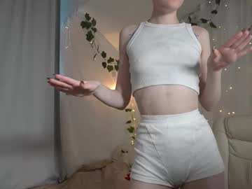 Kiraninetails November 04, 2025 Chaturbate stream image