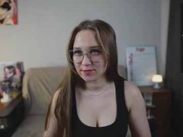 Emmatiny November 04, 2025 Chaturbate stream image