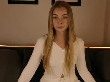 Carriebradshawww November 04, 2025 Chaturbate stream image