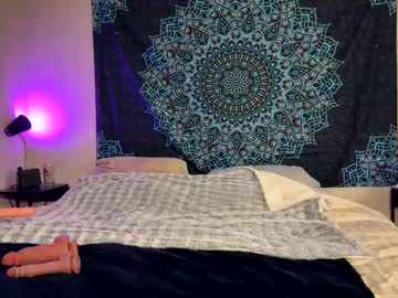 Petitegirluvsdick stream photo from November 04, 2025