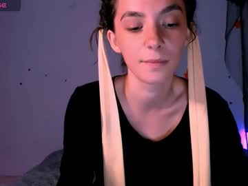 Bellaqueen0701 November 04, 2025 Chaturbate stream image