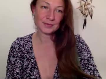 Lucykissxx November 04, 2025 Chaturbate stream image