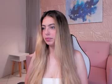 Magic_Fernanda November 04, 2025 Chaturbate stream image