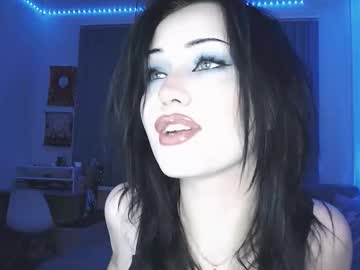Yamilean November 04, 2025 Chaturbate stream image