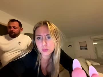 Hollyandelon November 05, 2025 Chaturbate stream image