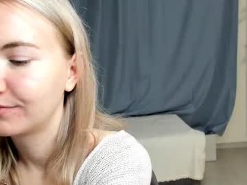 Yuricazel November 05, 2025 Chaturbate stream image