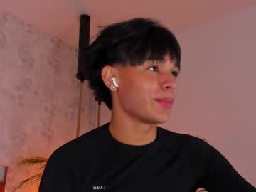 David_Lux November 05, 2025 Chaturbate stream image