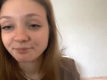Lovelladeboer November 05, 2025 Chaturbate stream image