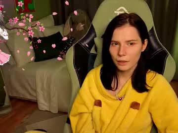 Mellhyees November 05, 2025 Chaturbate stream image