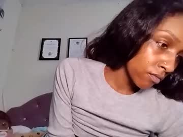 Atirahcali November 05, 2025 Chaturbate stream image