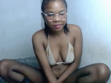 Hornyxbum November 05, 2025 Chaturbate stream image