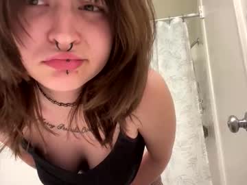 Meowmeowkitti69 November 05, 2025 Chaturbate stream image
