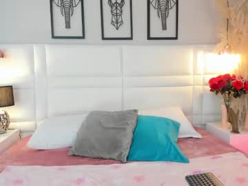 Viollet_Xoxo November 05, 2025 Chaturbate stream image