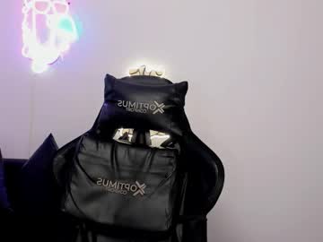 Dikey_18 November 05, 2025 Chaturbate stream image