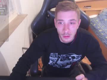 Zuzmosfokafasz November 08, 2025 Chaturbate stream image