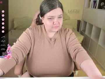 Plum_Pie__ November 08, 2025 Chaturbate stream image