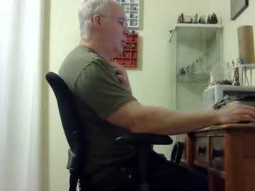Chris2002b November 09, 2025 Chaturbate stream image