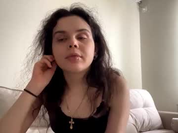 Carolannheintz November 09, 2025 Chaturbate stream image