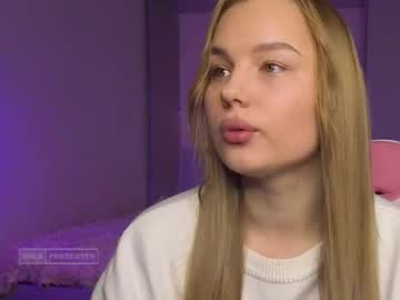 Lunar_Flare November 09, 2025 Chaturbate stream image