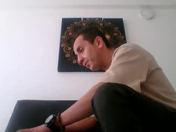 Milo2024 November 09, 2025 Chaturbate stream image