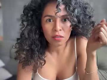 Illaroom November 09, 2025 Chaturbate stream image