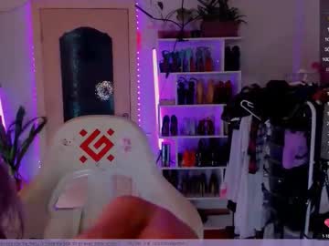 Frida_Fortune November 10, 2025 Chaturbate stream image