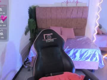Juanita_Tay stream photo from November 10, 2025