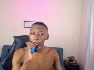 Miiloo18 November 10, 2025 Chaturbate stream image
