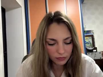Pricillahoinacki November 11, 2025 Chaturbate stream image