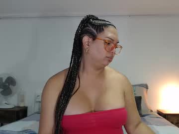 Latinaflower_Ts stream photo from November 12, 2025