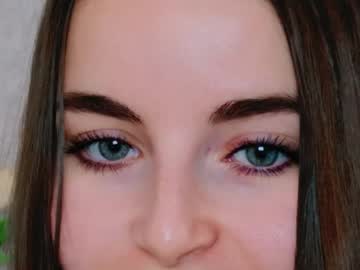 Arielstonks_Lovee stream photo from November 12, 2025