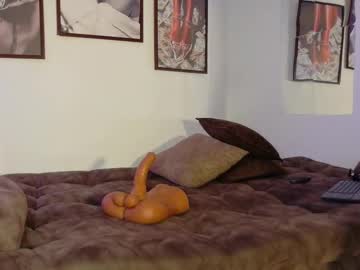Loretahorny November 12, 2025 Chaturbate stream image