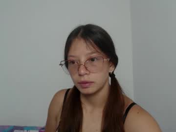 Tiiana_01 November 12, 2025 Chaturbate stream image