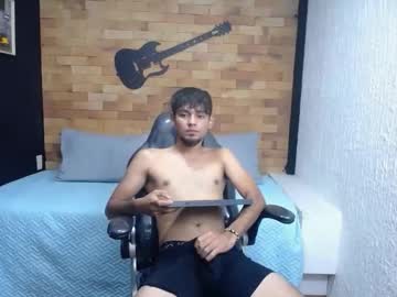 Derek_Santos November 13, 2025 Chaturbate stream image