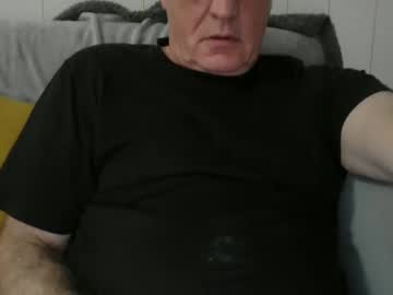 Loveroflatinas1 November 13, 2025 Chaturbate stream image