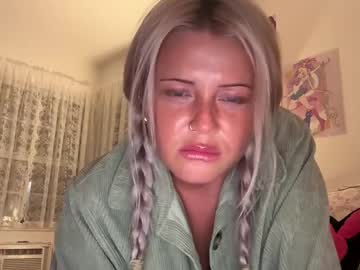 Hellokittyluverr November 14, 2025 Chaturbate stream image