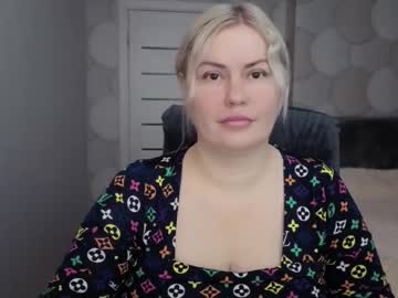 Crystallleyes November 14, 2025 Chaturbate stream image